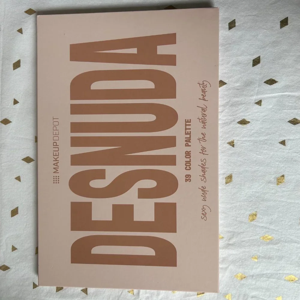 🎉Host Pick🎉 DESNUDA Makeup Depot Eyeshadow Palette